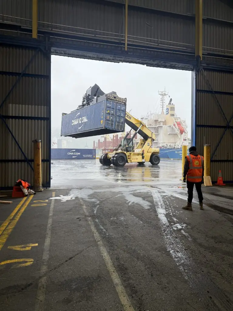 Pier A replacement: Pontoon section handling at workshop, 14 October 2024